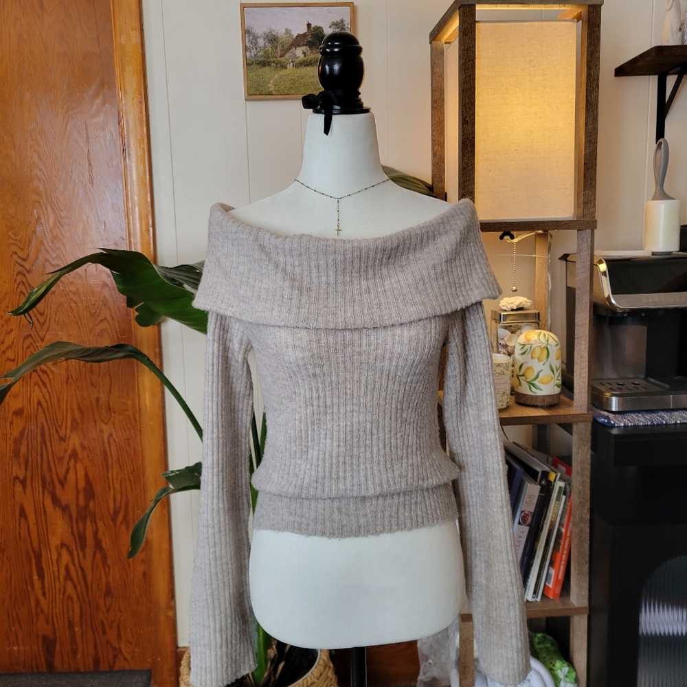 H&M | Grey Knit Off The Shoulder Jumper Womens Size S
